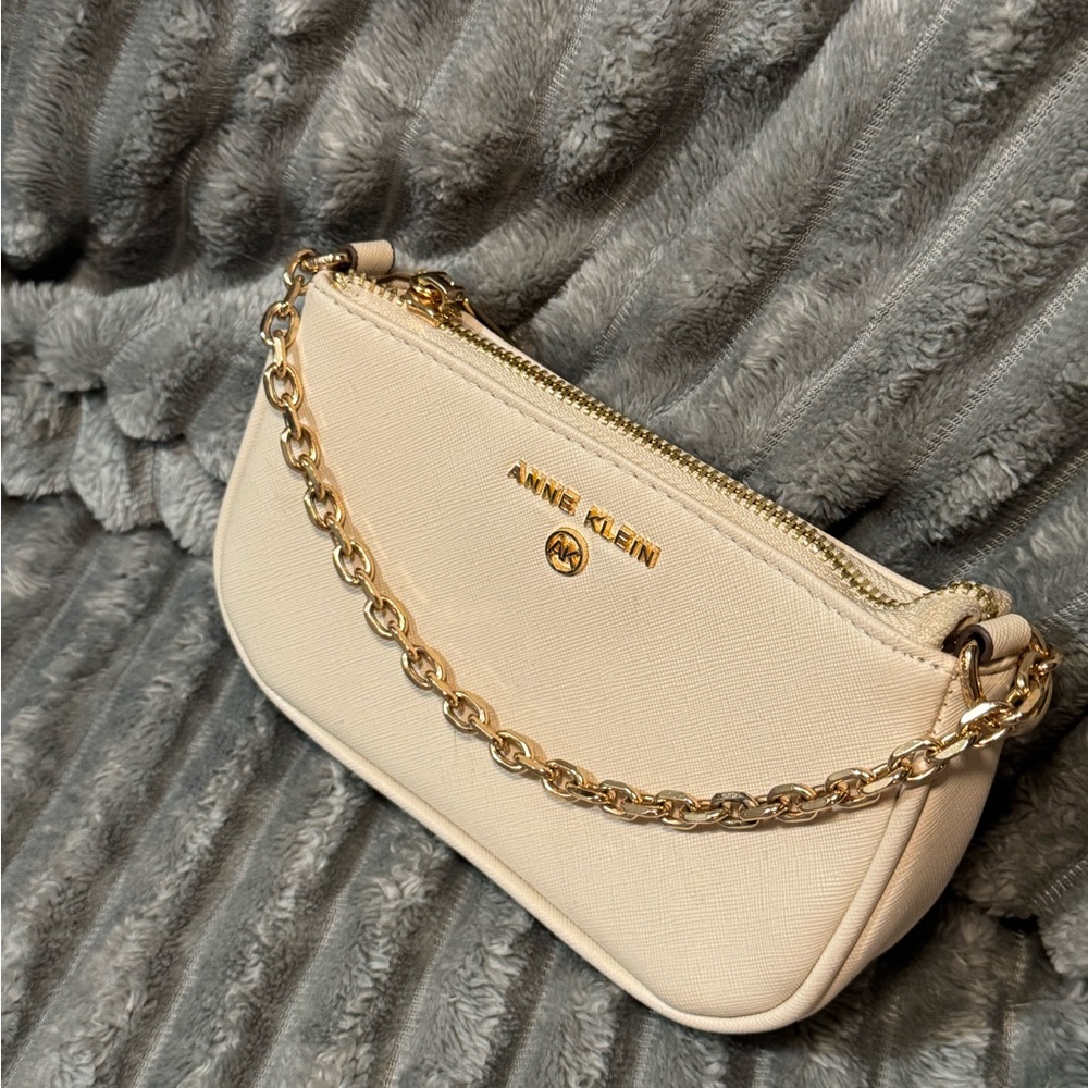 Anne Klein Cream Chain Shoulder Bag - Picture 2 of 12